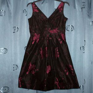 Elie-tahari Women's Black and Burgundy Dress